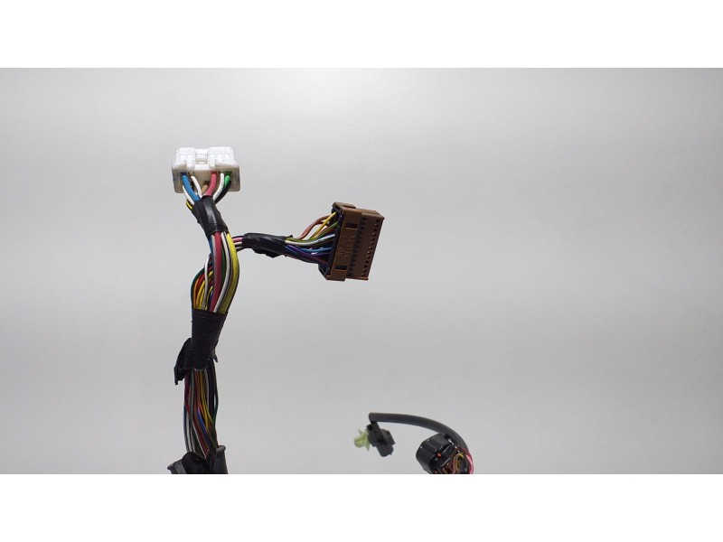 Recambio de puerta delantera izquierda para mitsubishi outlander (cw0) kaiteki 4wd referencia OEM IAM 8512B978 60117 