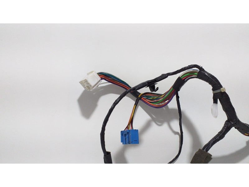 Recambio de puerta delantera izquierda para mitsubishi outlander (cw0) kaiteki 4wd referencia OEM IAM 8512B978 60117 