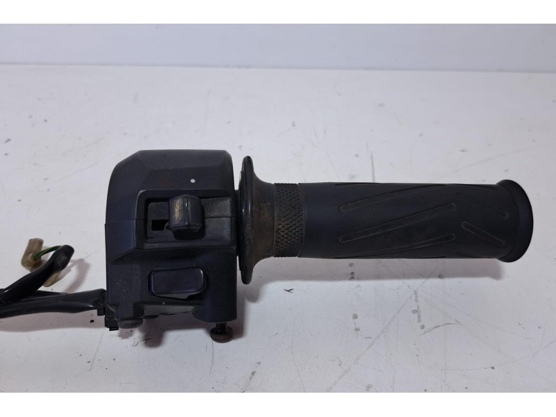 Recambio de pedal acelerador para yamaha x-max 125 125 referencia OEM IAM E3G2E 76717 