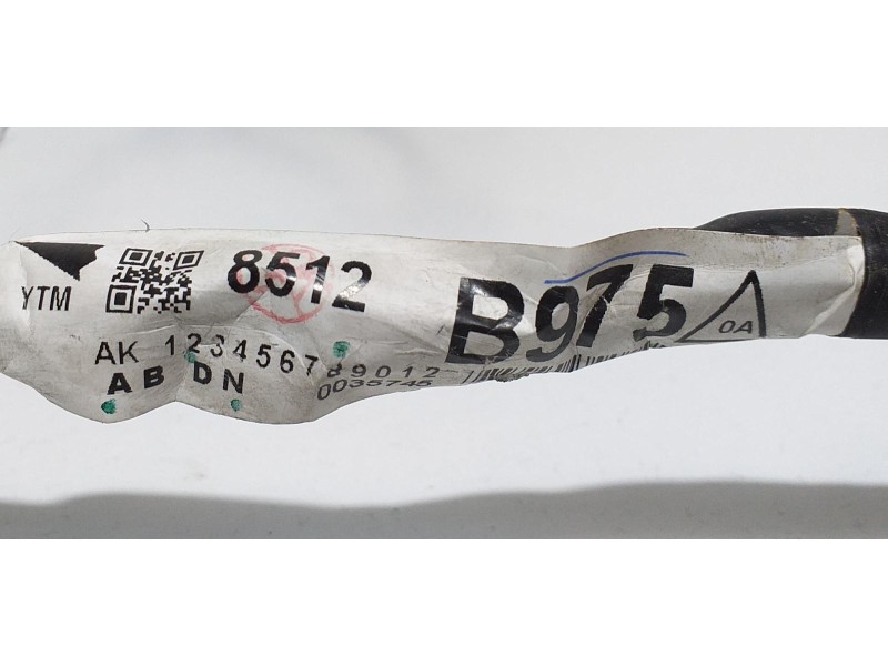 Recambio de puerta delantera derecha para mitsubishi outlander (cw0) kaiteki 4wd referencia OEM IAM 8512B975 60118 