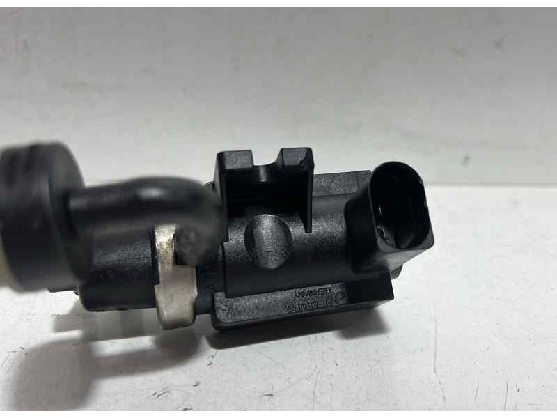 Recambio de valvula aire adicional para volkswagen touareg (7la) tdi v10 referencia OEM IAM 1J0906627 81244 