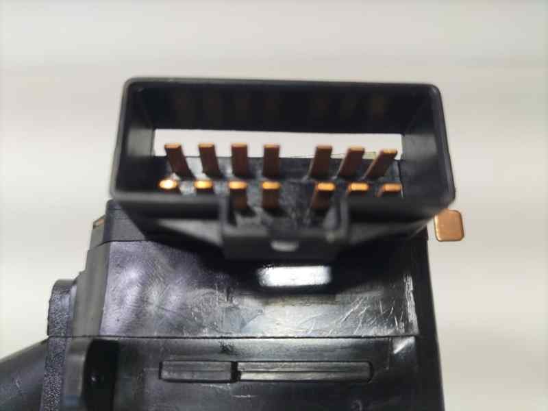 Recambio de mando limpia para kia sorento 2.5 crdi ex referencia OEM IAM 934203E010 86103 R