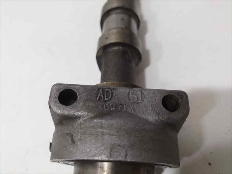 Recambio de arbol de levas para ford focus berlina (cap) ghia referencia OEM IAM L913B 82773 