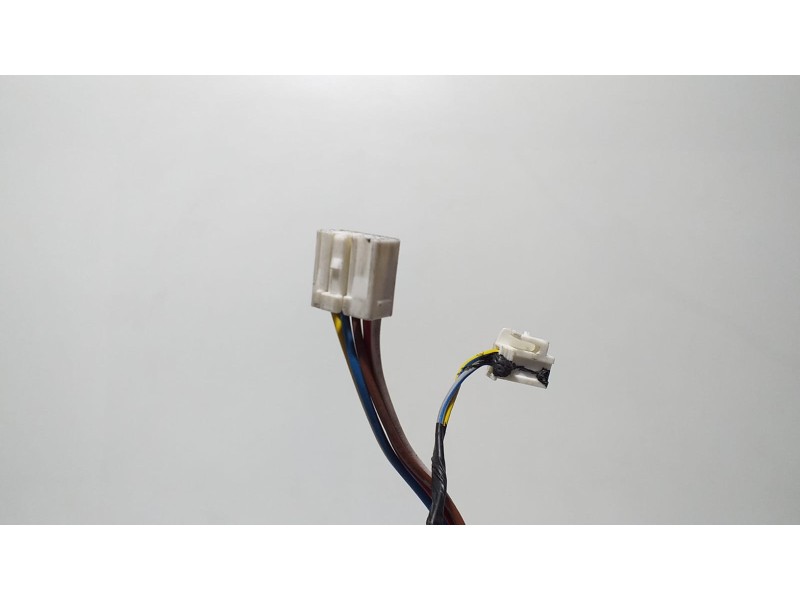 Recambio de puerta trasera izquierda para mitsubishi outlander (cw0) kaiteki 4wd referencia OEM IAM 8512B983 60119 