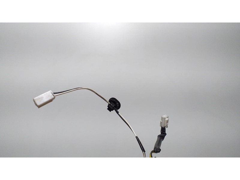 Recambio de porton trasero para mitsubishi outlander (cw0) kaiteki 4wd referencia OEM IAM 8512B958 60122 