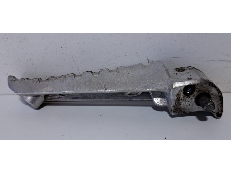 Recambio de estribo para yamaha x-max 125 125 referencia OEM IAM E3G2E 76725 