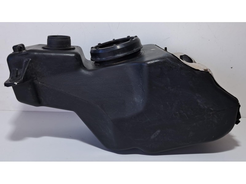 Recambio de deposito combustible para yamaha x-max 125 125 referencia OEM IAM E3G2E 76726 