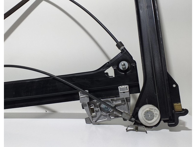Recambio de elevalunas delantero derecho para mercedes-benz clase clk (w209) coupe 220 cdi (209.308) referencia OEM IAM A2308200