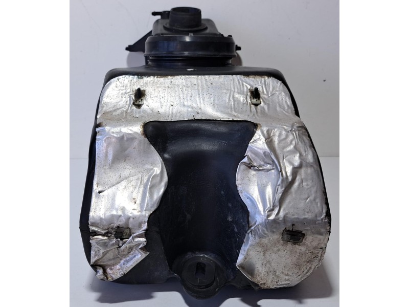 Recambio de deposito combustible para yamaha x-max 125 125 referencia OEM IAM E3G2E 76726 