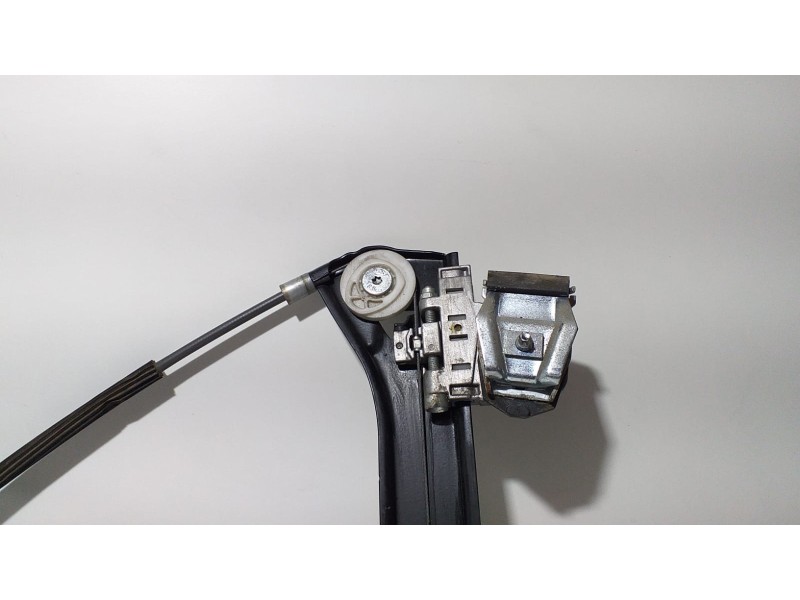 Recambio de elevalunas delantero derecho para mercedes-benz clase clk (w209) coupe 220 cdi (209.308) referencia OEM IAM A2308200