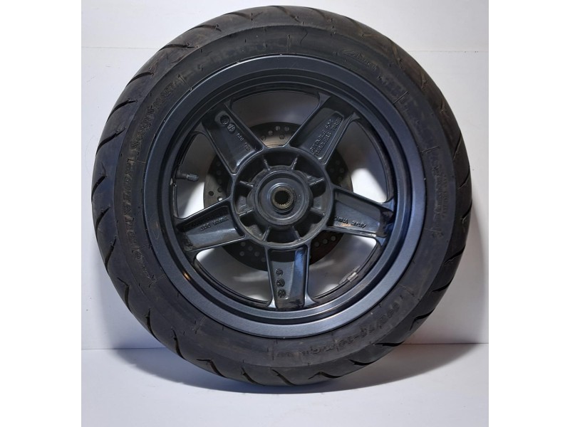 Recambio de llanta para yamaha x-max 125 125 referencia OEM IAM 140/70/14 76731 