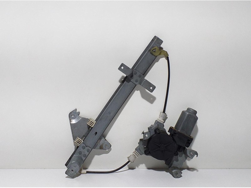 Recambio de elevalunas trasero izquierdo para nissan almera tino (v10m) 1.8 16v cat referencia OEM IAM 400601T2 67104 