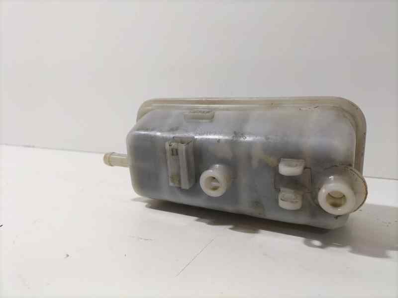 Recambio de deposito servo para hyundai h1 travel referencia OEM IAM D4CB 82844 R