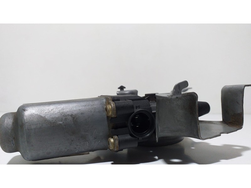 Recambio de elevalunas trasero derecho para nissan almera tino (v10m) 1.8 16v cat referencia OEM IAM 400600T2 67105  Recambio de elevalunas trasero derecho para nissan almera tino (v10m) 1.8 16v cat referencia OEM IAM 400600T2 67105