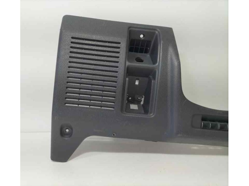 Recambio de molduras delanteras para mitsubishi montero (v20/v40) 2500 td gl (3-ptas.) referencia OEM IAM MB652131 86120 