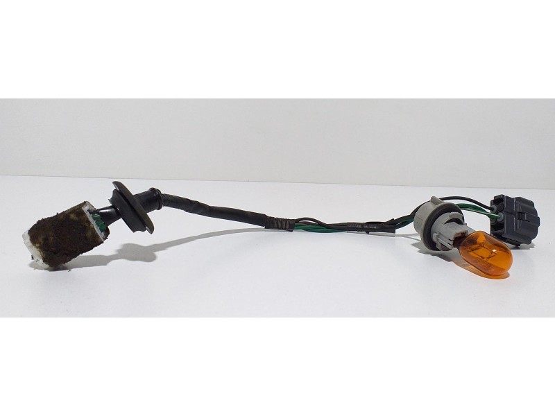 Recambio de portalamparas para mitsubishi outlander (cw0) kaiteki 4wd referencia OEM IAM 4HK 60137 