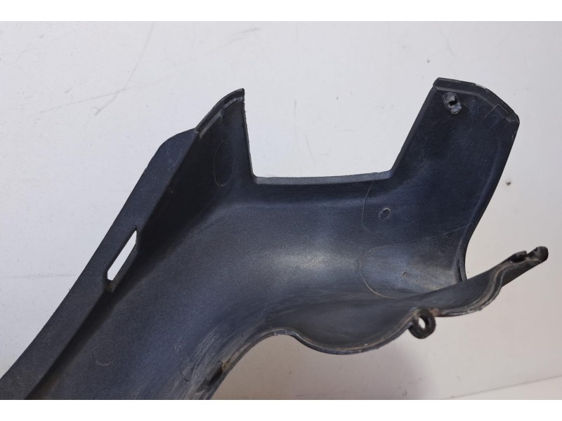 Recambio de molduras delanteras para piaggio (vespa) x9 x9 125 evolution referencia OEM IAM M239M 76748 