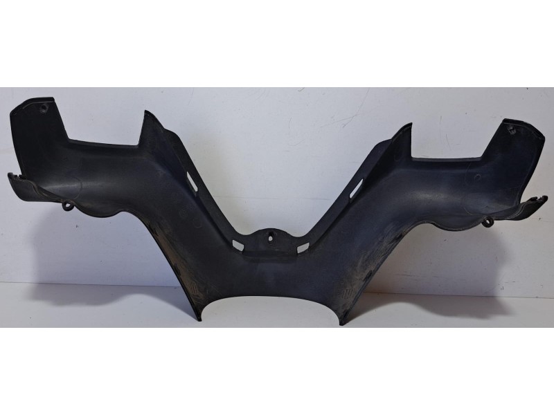 Recambio de molduras delanteras para piaggio (vespa) x9 x9 125 evolution referencia OEM IAM M239M 76748 