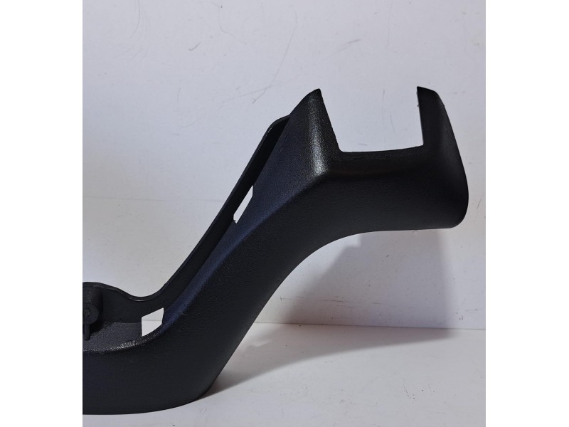 Recambio de molduras delanteras para piaggio (vespa) x9 x9 125 evolution referencia OEM IAM M239M 76748 