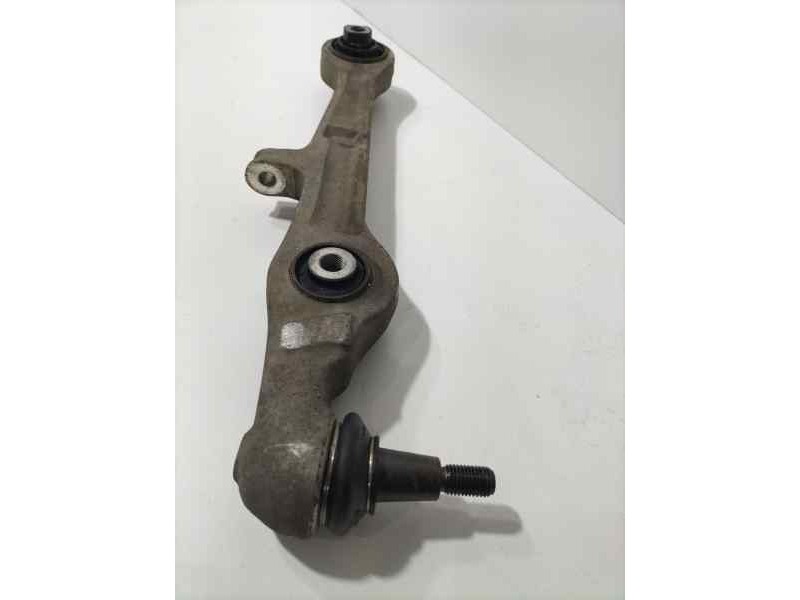 Recambio de brazo suspension superior delantero izquierdo para audi a4 berlina (8e) 2.5 tdi (120kw) referencia OEM IAM ¿¿¿??? 82