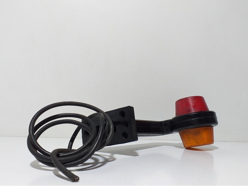 Recambio de piloto delantero izquierdo para scania serie p/g/r (l-clase) fg r620 (4x2) largo cr 19 topline referencia OEM IAM 7R