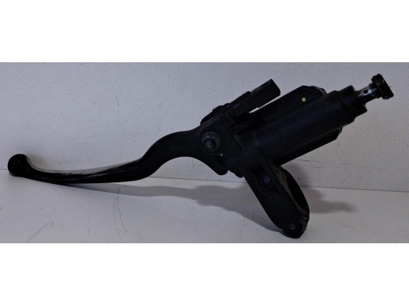 Recambio de pedal freno para piaggio (vespa) x9 x9 125 evolution referencia OEM IAM M239M 76752 