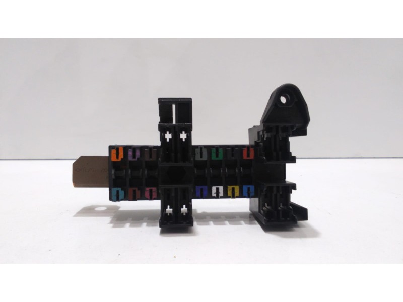 Recambio de caja reles / fusibles para mercedes-benz vito kasten (639) 110 cdi lang (639.603) referencia OEM IAM A6395400050 481