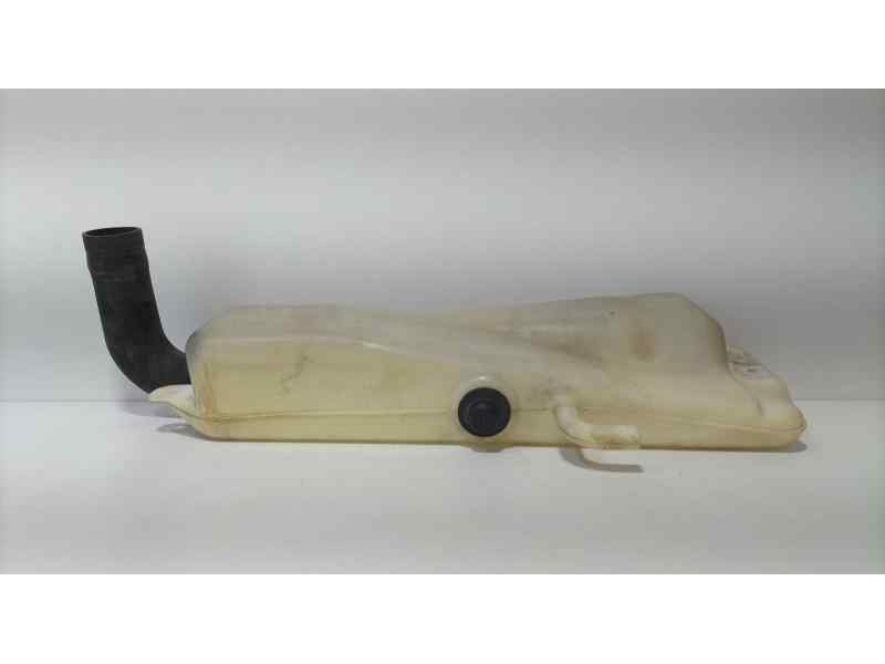 Recambio de deposito limpia para mitsubishi montero (v20/v40) referencia OEM IAM 860141200 86131 