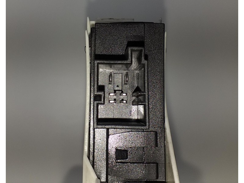 Recambio de motor elevalunas trasero izquierdo para audi a6 avant (4f5) 3.0 tdi quattro referencia OEM IAM 4F0959801C 56049 