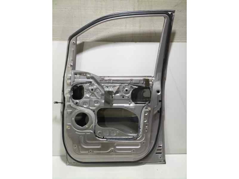 Recambio de puerta delantera derecha para hyundai h1 travel referencia OEM IAM D4CB 83002 
