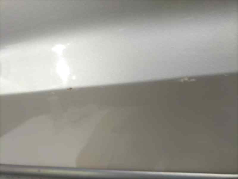 Recambio de puerta delantera derecha para hyundai h1 travel referencia OEM IAM D4CB 83002 