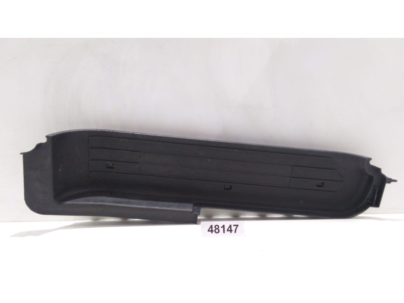 Recambio de molduras delanteras para mercedes-benz vito kasten (639) 110 cdi lang (639.603) referencia OEM IAM P0099419 48147 