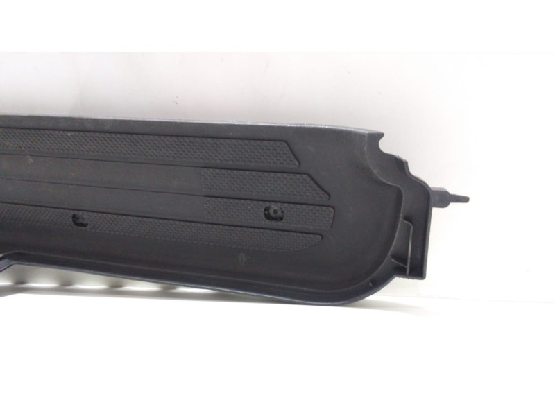 Recambio de molduras delanteras para mercedes-benz vito kasten (639) 110 cdi lang (639.603) referencia OEM IAM P0099419 48147 