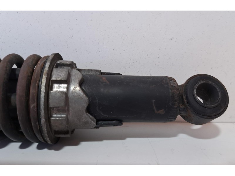 Recambio de amortiguador trasero izquierdo para piaggio (vespa) x9 x9 125 evolution referencia OEM IAM M239M 76759 