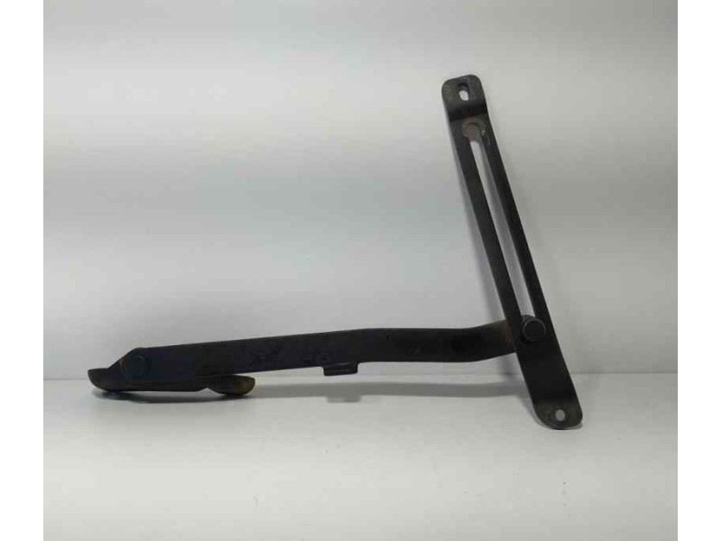 Recambio de soporte / guia puerta corredera para mitsubishi montero (v20/v40) 2500 td gl (3-ptas.) referencia OEM IAM 4D56 86142