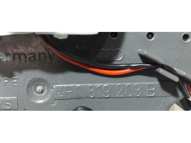 Recambio de rejilla aireadora para audi a6 avant (4f5) 3.0 tdi quattro referencia OEM IAM 4F0819203B 56104 