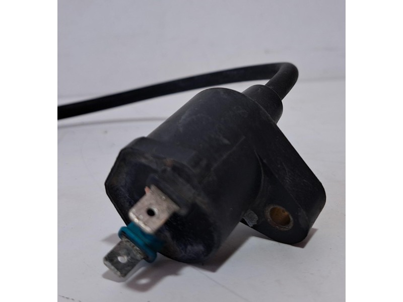 Recambio de bobina encendido para piaggio (vespa) x9 x9 125 evolution referencia OEM IAM M239M 76761 
