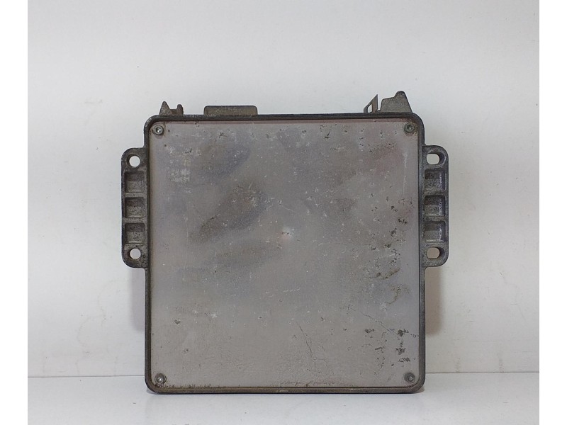 Recambio de centralita motor uce para renault clio i phase iii 1.2 campus referencia OEM IAM 7700107694 69987 R Recambio de centralita motor uce para renault clio i phase iii 1.2 campus referencia OEM IAM 7700107694 69987 R
