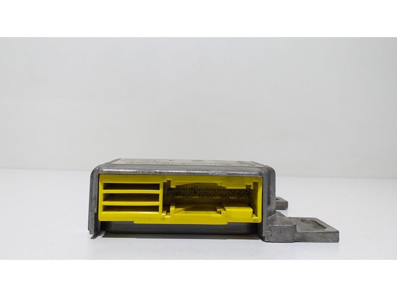 Recambio de centralita airbag para renault clio ii fase i (b/cbo) 1.4 referencia OEM IAM 0285001157 60193 