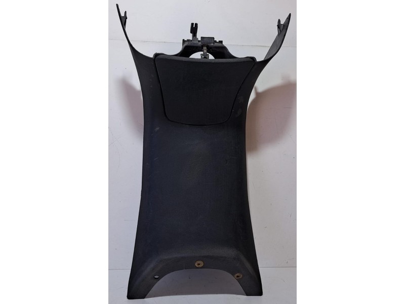 Recambio de molduras delanteras para piaggio (vespa) x9 x9 125 evolution referencia OEM IAM M239M 76766 