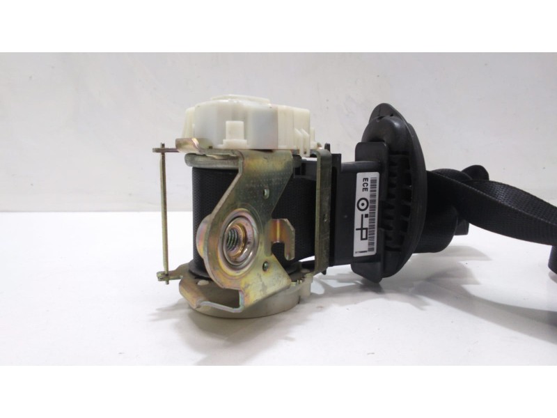 Recambio de cinturon seguridad delantero izquierdo para bmw serie 1 berlina (e81/e87) 118d referencia OEM IAM 330598481 48155 