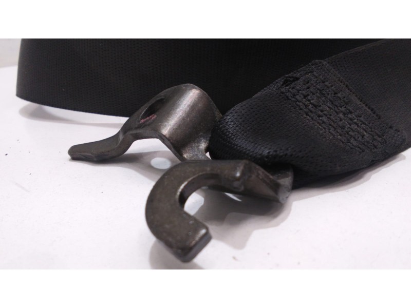 Recambio de cinturon seguridad delantero izquierdo para bmw serie 1 berlina (e81/e87) 118d referencia OEM IAM 330598481 48155 