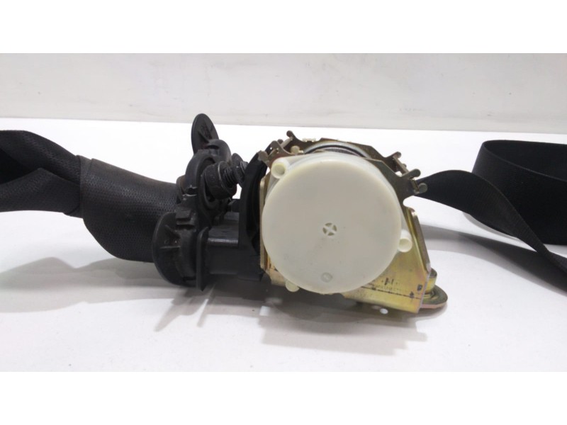 Recambio de cinturon seguridad delantero izquierdo para bmw serie 1 berlina (e81/e87) 118d referencia OEM IAM 330598481 48155 