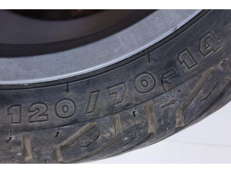 Recambio de llanta para piaggio (vespa) x9 x9 125 evolution referencia OEM IAM 120/70/14 76768 