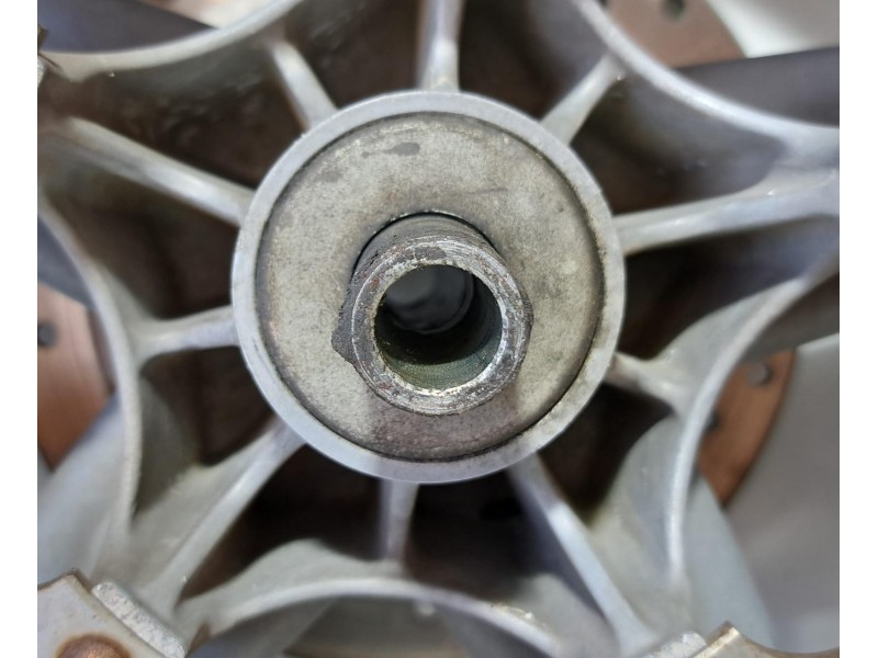 Recambio de llanta para piaggio (vespa) x9 x9 125 evolution referencia OEM IAM 120/70/14 76768 