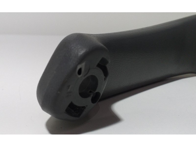 Recambio de maneta interior delantera izquierda para suzuki jimny sn (fj) hard top pepe jeans referencia OEM IAM G13BB 56266 