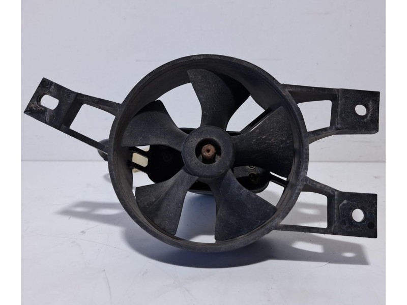Recambio de electroventilador para piaggio (vespa) x9 x9 125 evolution referencia OEM IAM 580922 76771 
