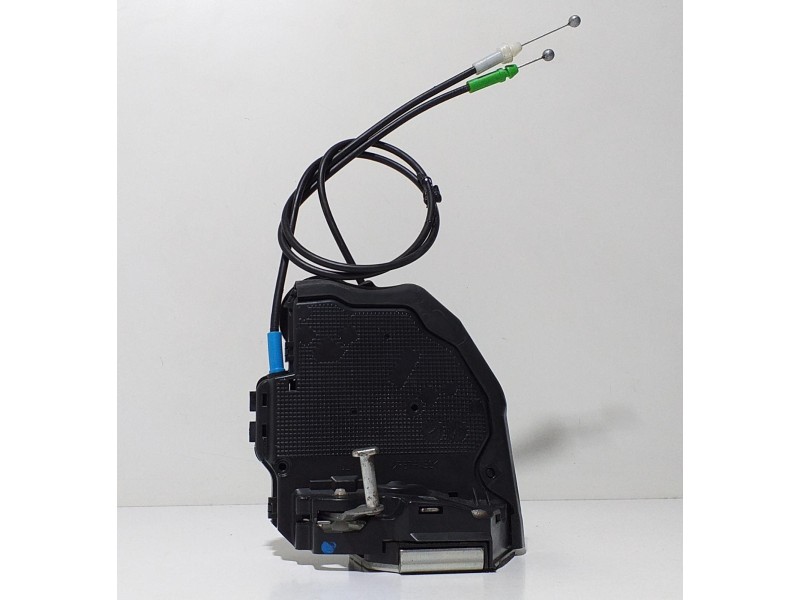 Recambio de cerradura puerta trasera izquierda para toyota auris hybrid active referencia OEM IAM 6906042021 67191 