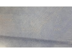 Recambio de molduras traseras para piaggio (vespa) x9 x9 125 evolution referencia OEM IAM M239M 76780  2