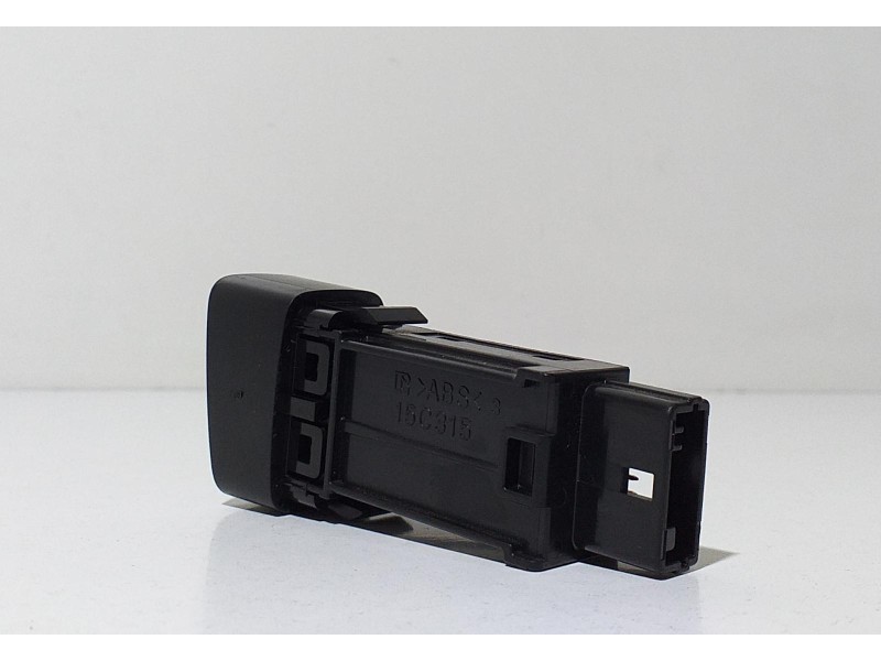 Recambio de intercooler para toyota auris hybrid active referencia OEM IAM 15C315 67199 